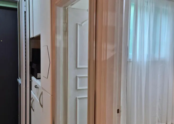 Min - Woman Only 홈스테이