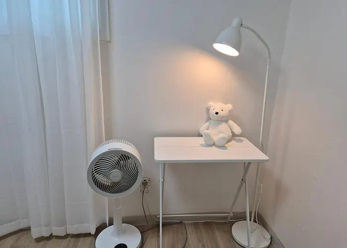 Min - Woman Only